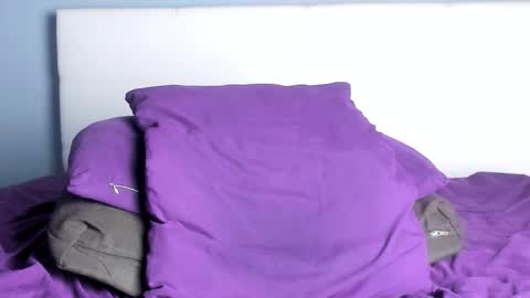 James Strong online show from November 11, 8:14 pm