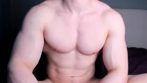Snapshot of jamesstong chatting on October 1, 1:42 am James Strong online show from October 1, 1:42 am