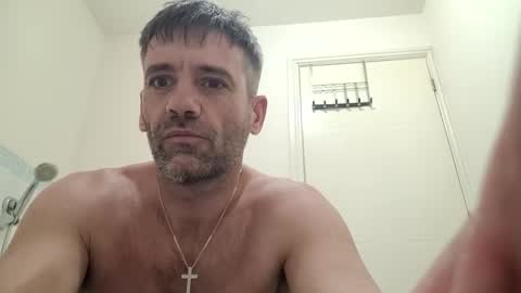 jamie198307 online show from April 26, 9:22 pm