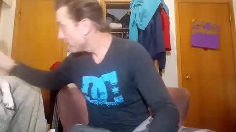 Supafly307blueeyes9in online show from December 12, 3:43 am