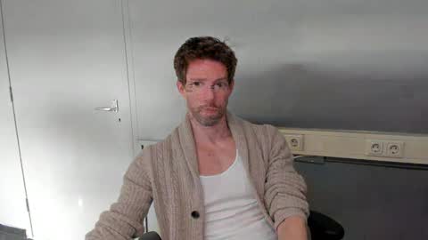 Snapshot of jasonberg29 chatting on March 5, 12:55 pm Jason online show from March 5, 12:55 pm