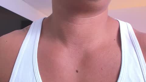 Snapshot of jasperbrooksx chatting on September 9, 7:46 pm JBrooksXx online show from September 9, 7:46 pm