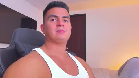 Snapshot of jasperbrooksx chatting on September 8, 6:40 pm JBrooksXx online show from September 8, 6:40 pm