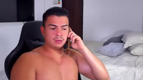 Snapshot of jasperbrooksx chatting on January 7, 6:45 pm JBrooksXx online show from January 7, 6:45 pm