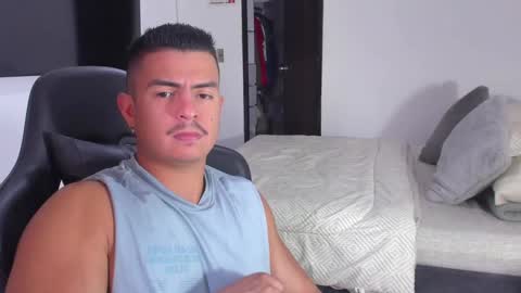 Snapshot of jasperbrooksx chatting on January 21, 7:39 pm JBrooksXx online show from January 21, 7:39 pm