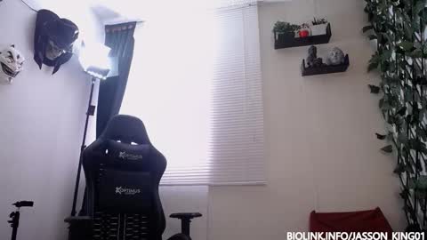 Snapshot of jasson_king01 chatting on October 17, 2:21 pm JKing online show from October 17, 2:21 pm