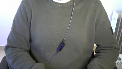 javi94valenciap online show from March 14, 11:17 am