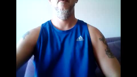 Snapshot of javicorb chatting on February 18, 12:28 pm Javier online show from February 18, 12:28 pm