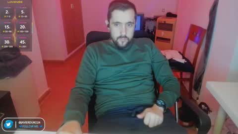 Snapshot of javierduro24 chatting on February 16, 1:27 pm javierduro24 online show from February 16, 1:27 pm