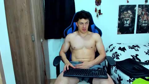 Javier online show from February 11, 6:30 am