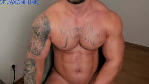 Snapshot of jaxonhunk chatting on December 31, 1:47 am JaxonHunk online show from December 31, 1:47 am