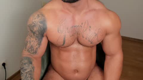 Snapshot of jaxonhunk chatting on February 6, 4:21 am JaxonHunk online show from February 6, 4:21 am