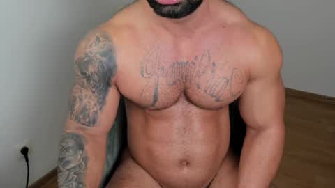 Snapshot of jaxonhunk chatting on February 12, 5:15 am JaxonHunk online show from February 12, 5:15 am