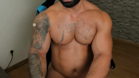JaxonHunk online show from January 8, 10:15 pm