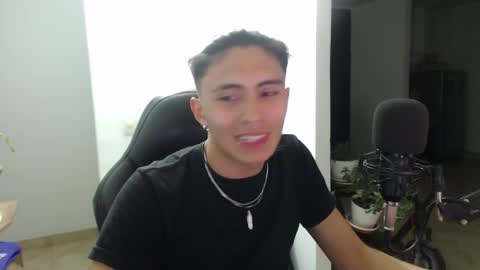 jay online show from November 21, 3:05 am