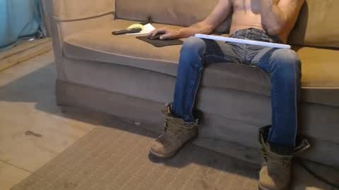 Snapshot of jay_short7863 chatting on February 23, 11:47 pm O F jay short786 online show from February 23, 11:47 pm