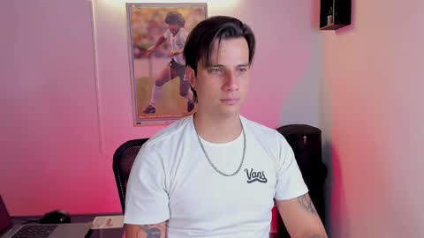 Snapshot of jayalvarrez_ chatting on October 3, 7:52 pm Jay Alvarrez online show from October 3, 7:52 pm