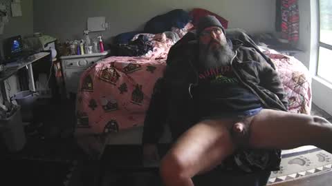 Snapshot of jaycanbefun chatting on December 28, 6:29 pm Grand Zaddy or Jay its casual online show from December 28, 6:29 pm