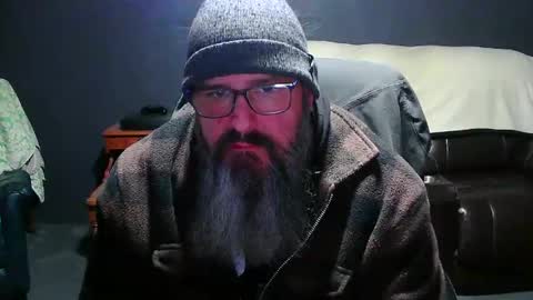 Snapshot of jaycanbefun chatting on December 4, 11:19 am Grand Zaddy or Jay its casual online show from December 4, 11:19 am