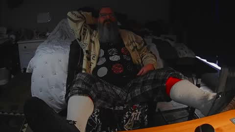 Snapshot of jaycanbefun chatting on February 21, 9:11 pm Grand Zaddy or Jay its casual online show from February 21, 9:11 pm