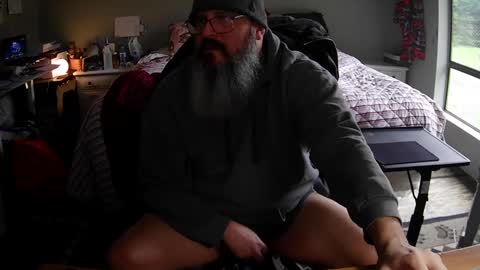 Snapshot of jaycanbefun chatting on December 9, 5:24 pm Grand Zaddy or Jay its casual online show from December 9, 5:24 pm