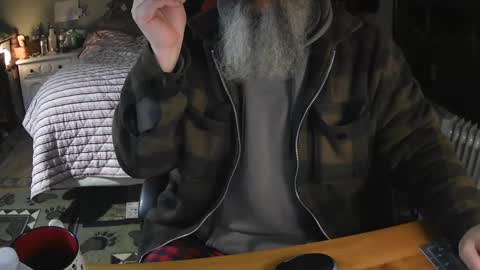 Snapshot of jaycanbefun chatting on December 22, 1:23 am Grand Zaddy or Jay its casual online show from December 22, 1:23 am