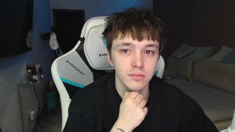 Snapshot of jayce_icestone chatting on February 7, 5:31 am Jayce online show from February 7, 5:31 am
