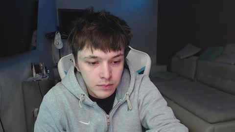 Snapshot of jayce_icestone chatting on February 16, 5:37 am Jayce online show from February 16, 5:37 am