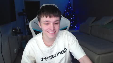 Snapshot of jayce_icestone chatting on January 12, 11:26 pm Jayce online show from January 12, 11:26 pm