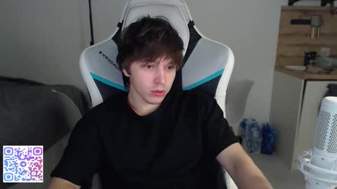 Snapshot of jayce_icestone chatting on October 4, 8:35 pm Jayce online show from October 4, 8:35 pm