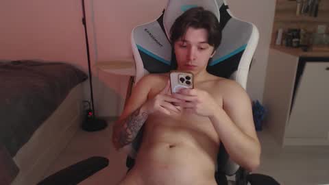 Snapshot of jayce_icestone chatting on September 27, 8:45 am Jayce online show from September 27, 8:45 am