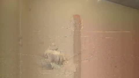 HUngBtmFl online show from April 29, 8:08 am