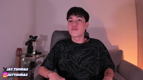 jaythomax online show from February 8, 11:24 pm