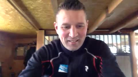 Snapshot of jayvanbergen chatting on March 8, 9:13 am Jay van Bergen online show from March 8, 9:13 am