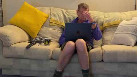 Jon online show from December 17, 5:04 pm