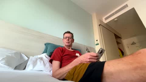 Jon online show from February 7, 8:33 am