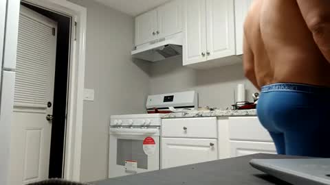 Snapshot of jdeez031 chatting on January 8, 1:11 am strokegamecrazy online show from January 8, 1:11 am