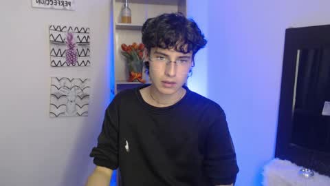 Snapshot of jeam_hot chatting on January 12, 9:51 pm jeam_hot online show from January 12, 9:51 pm