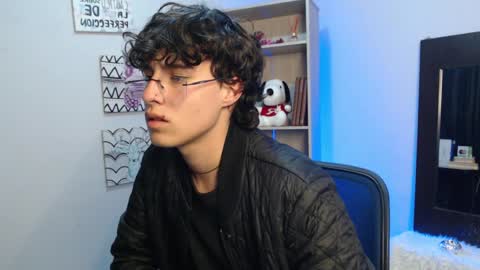 Snapshot of jeam_hot chatting on January 30, 9:14 pm jeam_hot online show from January 30, 9:14 pm
