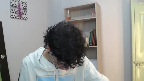 Snapshot of jeam_hot chatting on January 5, 10:29 pm jeam_hot online show from January 5, 10:29 pm