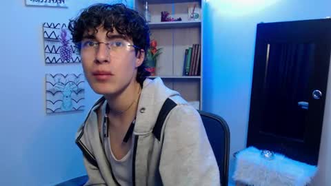 Snapshot of jeam_hot chatting on February 2, 4:32 pm jeam_hot online show from February 2, 4:32 pm