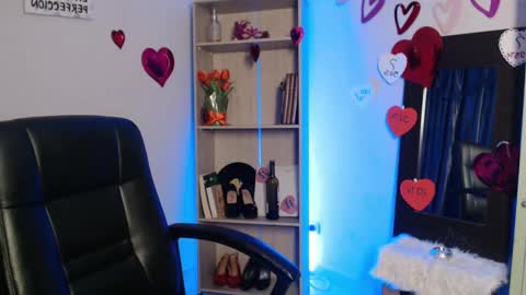 Snapshot of jeam_hot chatting on February 22, 9:42 pm jeam_hot online show from February 22, 9:42 pm