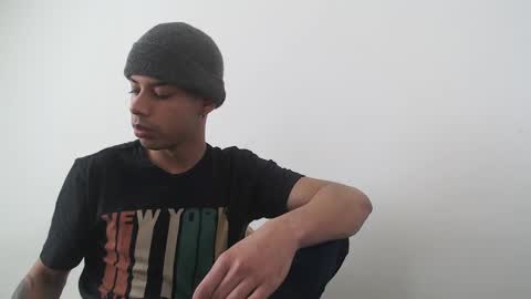 Snapshot of jeampier_sexy chatting on February 10, 9:47 pm jeampier_sexy online show from February 10, 9:47 pm