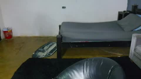 jean_burns online show from April 28, 4:33 pm