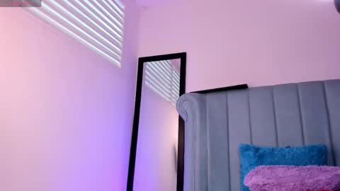 JEAN online show from April 18, 7:07 pm