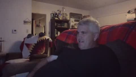 dadbody71 online show from May 4, 2:57 am