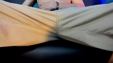 Snapshot of jefer_rick chatting on January 25, 1:43 am Jeff online show from January 25, 1:43 am