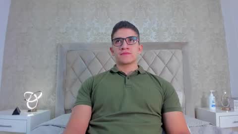 Snapshot of jeffdaltton chatting on December 29, 12:01 pm Jeff online show from December 29, 12:01 pm