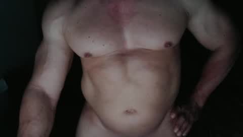 Snapshot of jefmuscletw chatting on January 4, 3:50 am brayam online show from January 4, 3:50 am