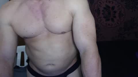 Snapshot of jefmuscletw chatting on December 27, 2:34 pm brayam online show from December 27, 2:34 pm